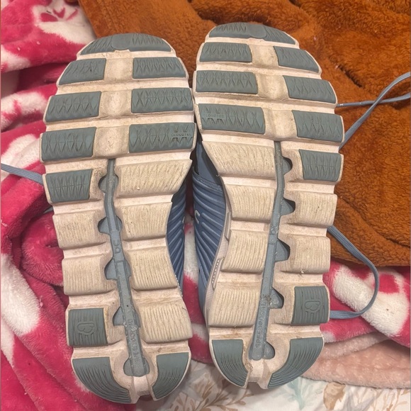 On cloud Cloudtech - Picture 6 of 7